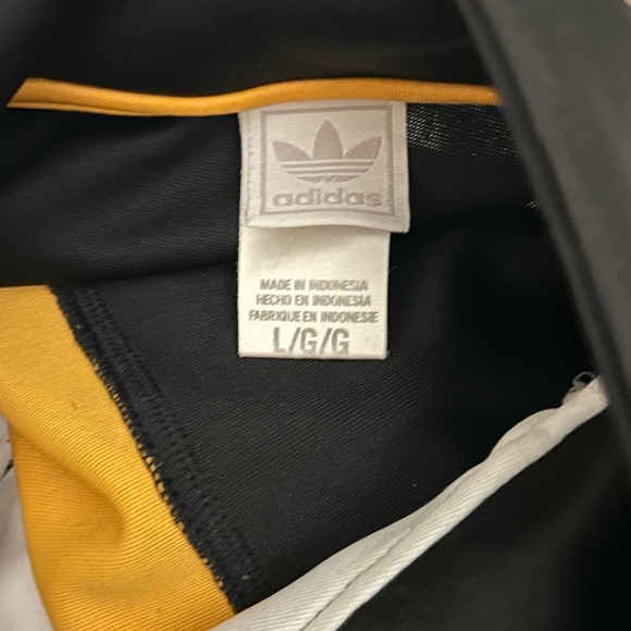 Adidas Vintage Los Angeles Lakers Track Jacket | Retro Athletic Jacket - Picture 8 of 8